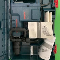 отбойный молоток BOSCH GSH 11E